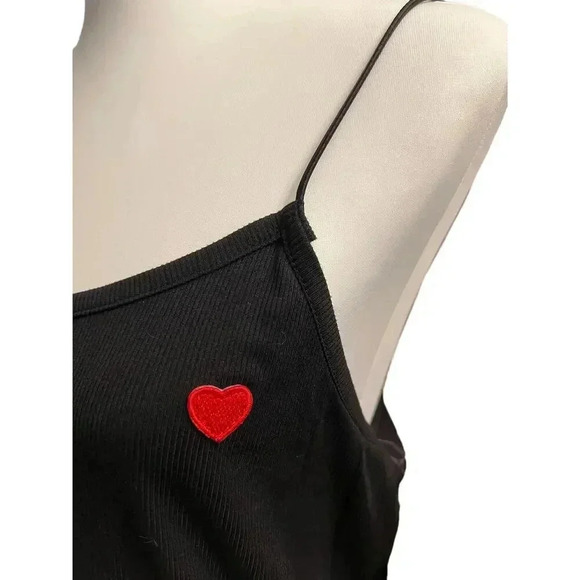 One step up NWT tank top black with heart appliqué 2X - Picture 2 of 5